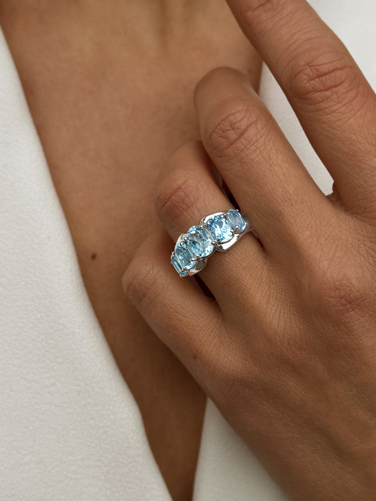 Bague en Argent 925 plaqué Rhodium assemblée de Topaze bleu ciel - Maison Di Giorgio