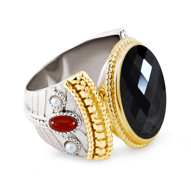 Bague en Argent 925 plaqué Rhodium et Or jaune 18k assemblée de Onyx noir, Perle d'eau douce et Onyx rouge - Maison Di Giorgio