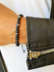 Bracelet perles assemblé de pierre de lave et d'acier inoxydable plaqué Argent - Maison Di Giorgio