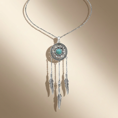 Collier Nomad