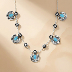 Collier Nomad