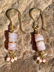 Boucles d'oreilles dorées Or jaune 18k assemblées d'Opale rose - Maison Di Giorgio