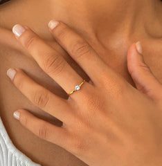 Bague en Or jaune 9k assemblée de Diamant HSI et Topaze blanche - Maison Di Giorgio