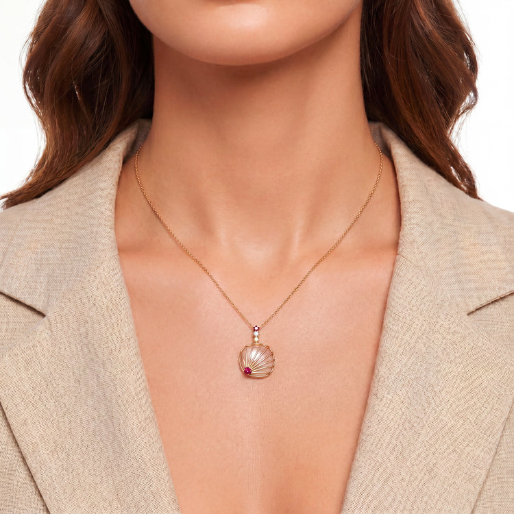 Pendentif avec chaîne Shell - Doré Or jaune 18k, Calcédoine rose & Oxyde de zirconium - Maison Di Giorgio