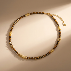 Collier Nomad