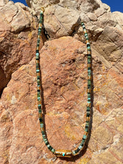 Collier perles doré Or jaune 18k assemblé d'émeraude et turquoise - Maison Di Giorgio