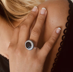 Bague en Argent 925 plaqué Rhodium assemblée d'Onyx noir, Spinelle noire et Oxyde de zirconium - Maison Di Giorgio