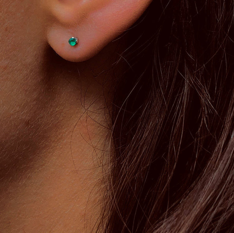 Boucles d'oreilles en Argent 925 plaqué Rhodium assemblées d'Émeraude - Maison Di Giorgio