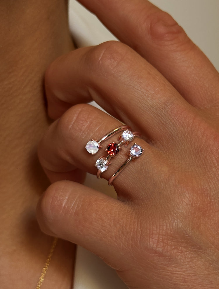 Bague en Argent 925 doré Or rose 18k assemblée de pierre de lune, grenat, quartz et oxyde de zirconium - Maison Di Giorgio
