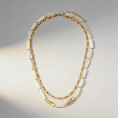 Collier Nomad