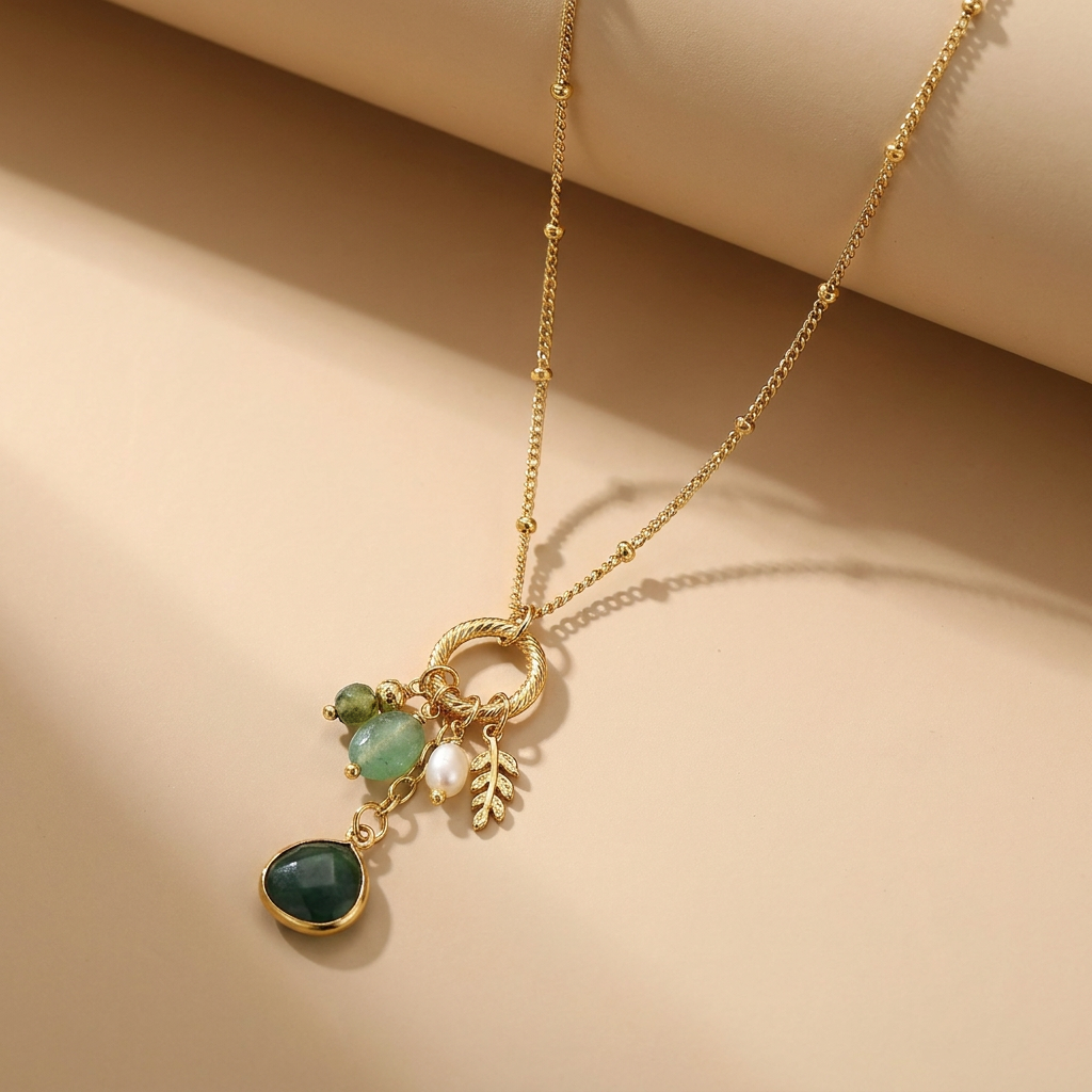 Collier Nomad