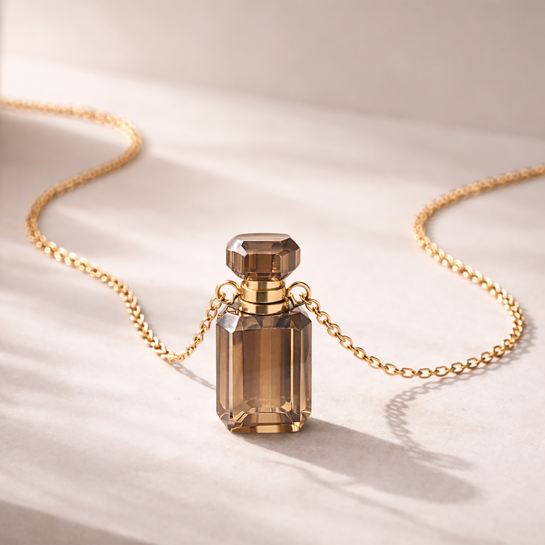 Collier Nomad
