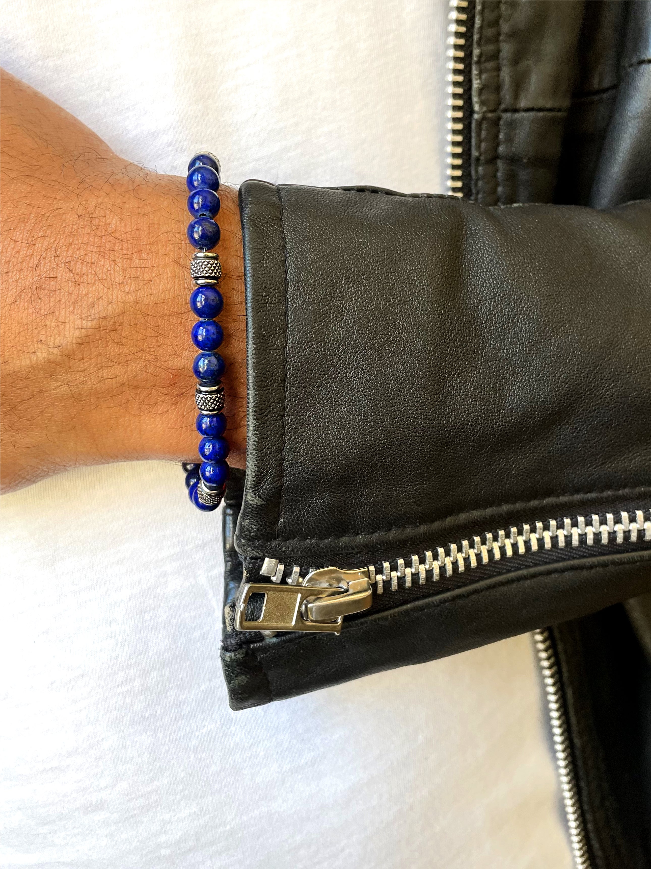 Bracelet perles en acier inoxydable plaqué Argent assemblé de lapis - lazuli et pierre de lave - Maison Di Giorgio