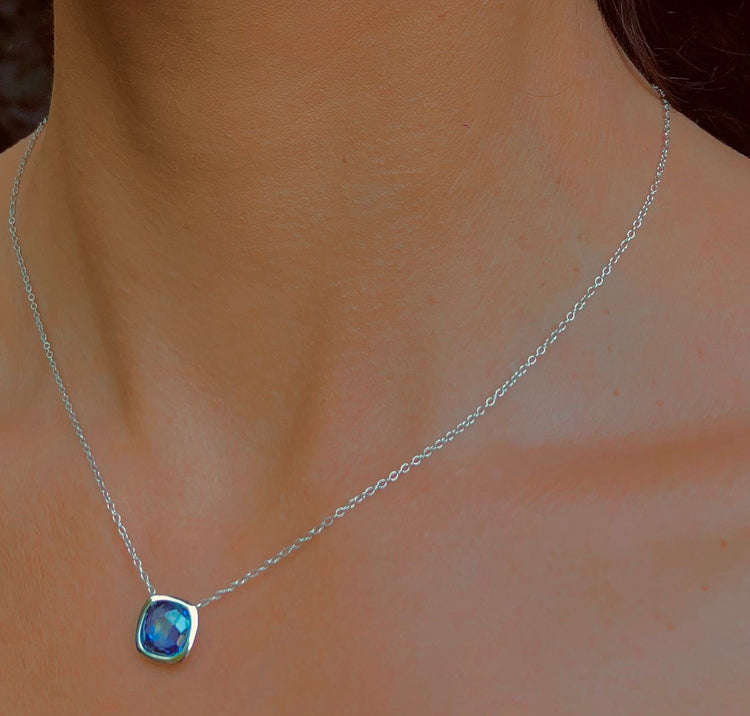 Collier en Argent 925 plaqué Rhodium assemblé de Quartz bleu - Maison Di Giorgio