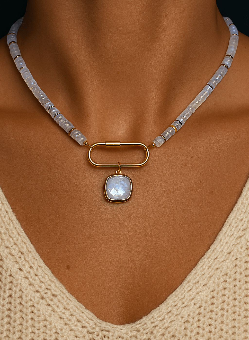 Collier perles doré Or jaune 18k assemblé de pierre de lune - Maison Di Giorgio