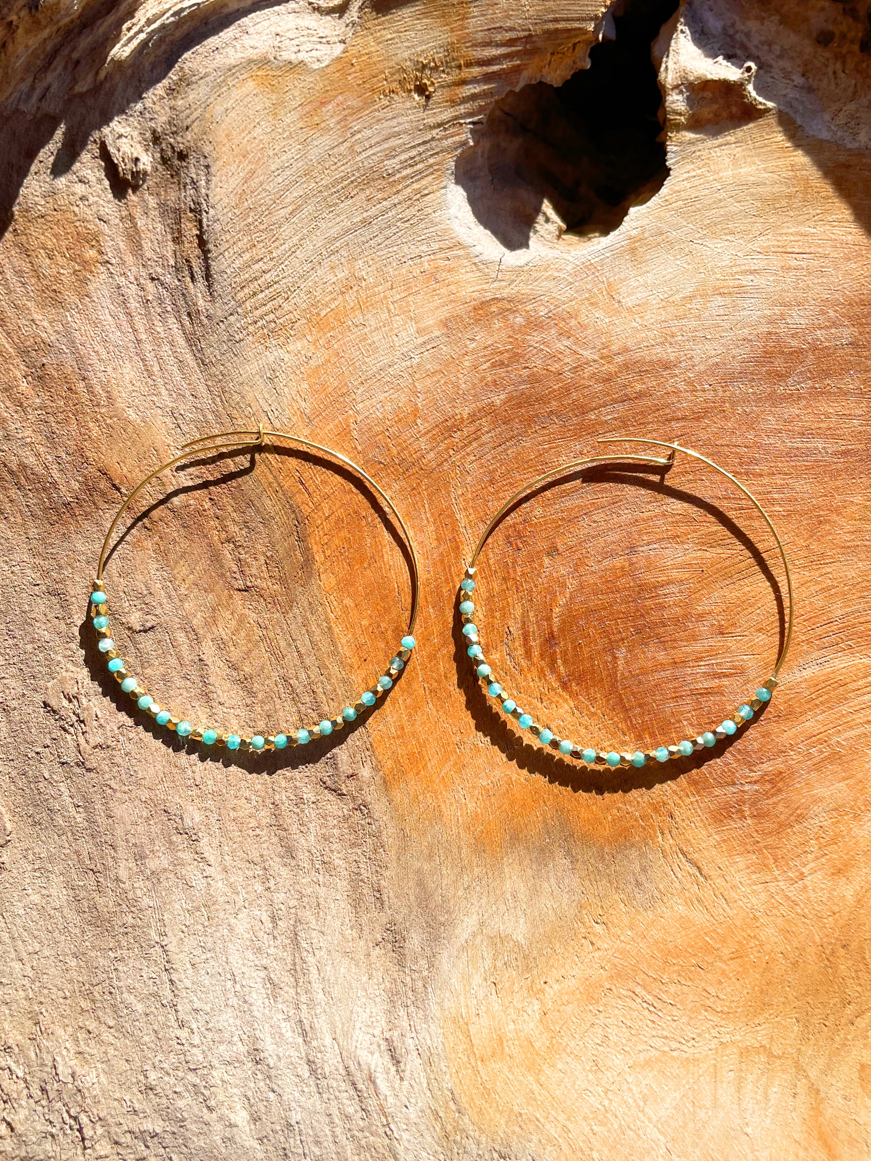 Boucles d'oreilles dorées Or jaune 18k assemblées d'Amazonite