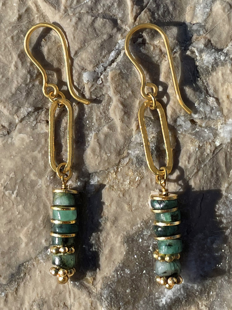 Boucles d'oreilles dorées Or jaune 18k assemblées d'Émeraude - Maison Di Giorgio