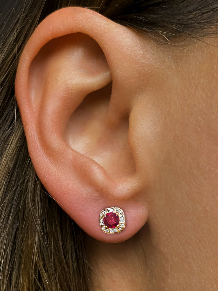 Boucles d'oreilles en Or jaune 9k assemblées de Diamant HSI, Rubis et Topaze blanche - Maison Di Giorgio