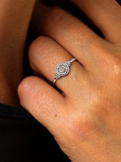 Bague Pompadour En Or Blanc 18k Avec Diamants & Topaze - Bijou Occasion - Style Vintage