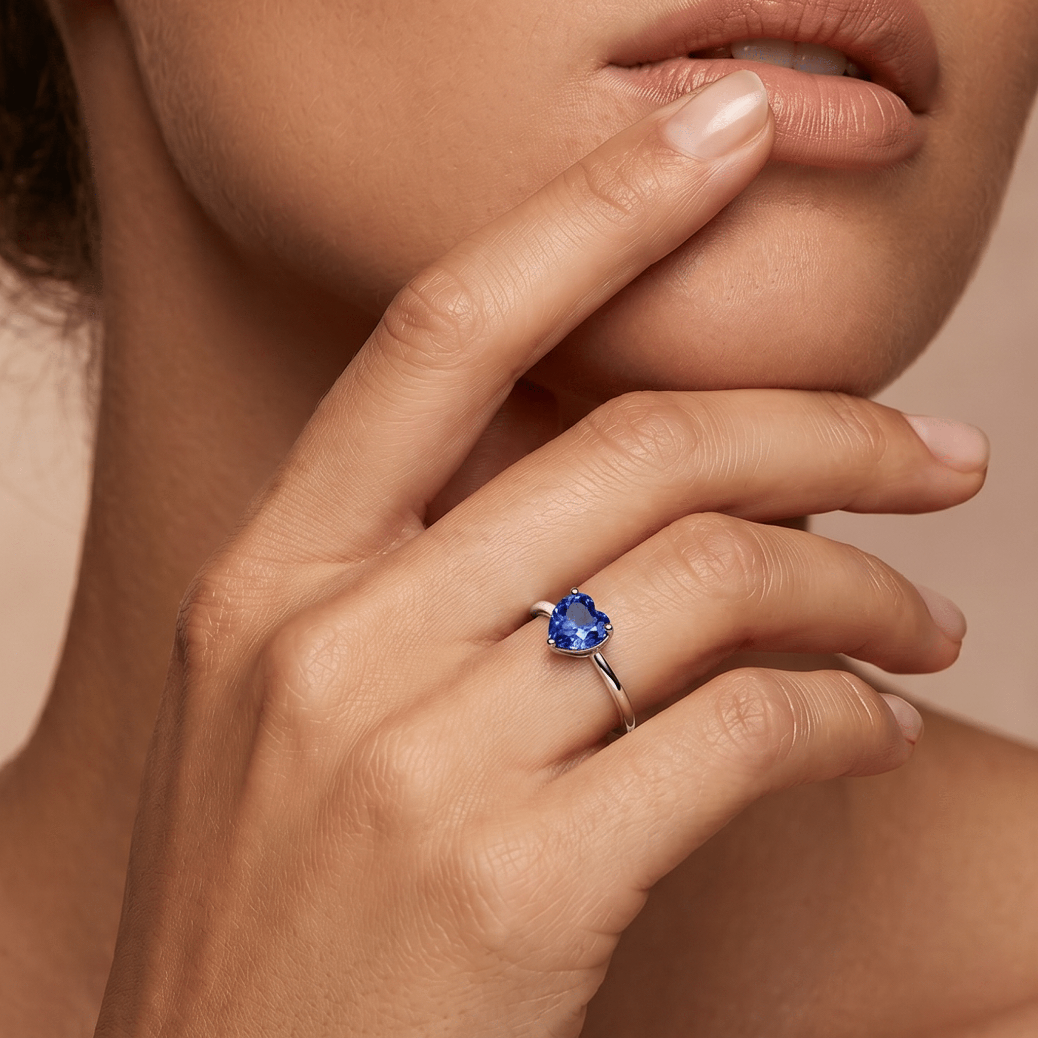 Bague en or blanc 9k rhodié, Saphir - Maison Di Giorgio