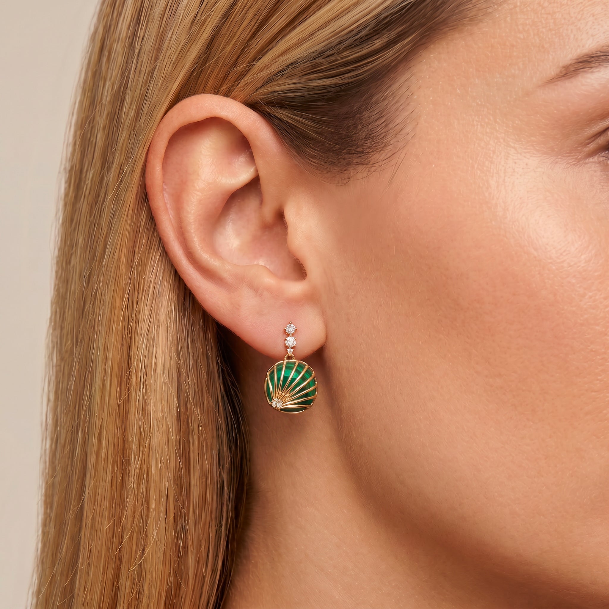 Boucles d'oreilles Shell - Dorées Or jaune 18k, Malachite & Oxyde de zirconium - Maison Di Giorgio
