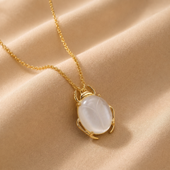Collier Nomad