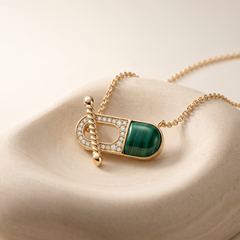 Collier - Doré Or jaune 18k, assemblé de Malachite et d'Oxyde de zirconium
