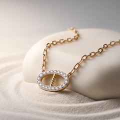 Collier - Doré à l'Or jaune 18k, assemblé d'Oxyde de zirconium blanc