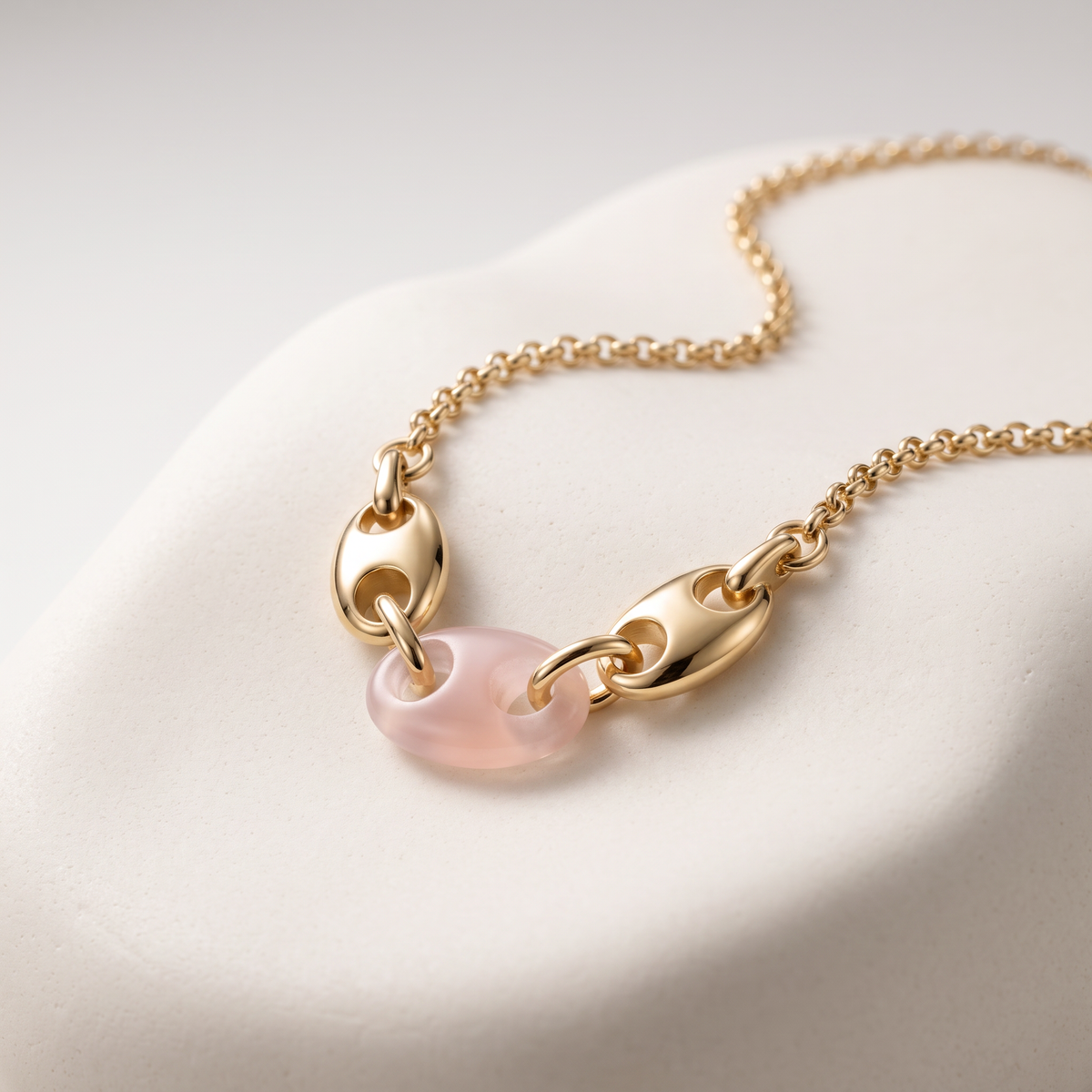 Collier - Doré Or jaune 18k, assemblé de Calcédoine rose