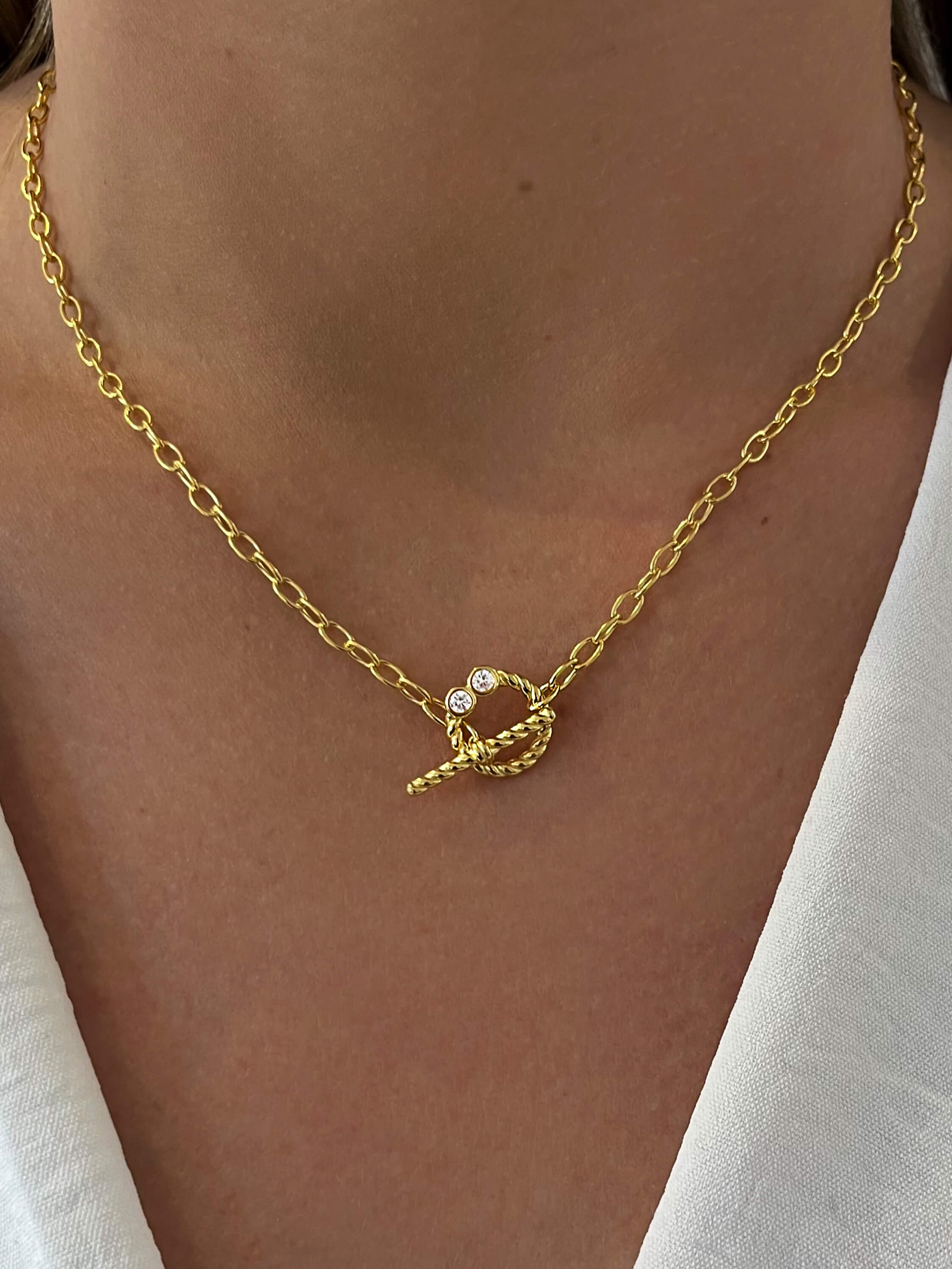 Halskette aus 18 Karat Gelbgold mit Zirkonoxid