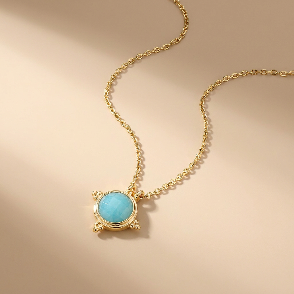 Collier Nomad