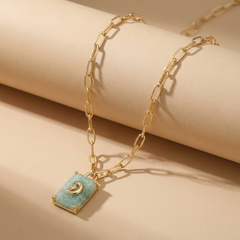 Collier Nomad