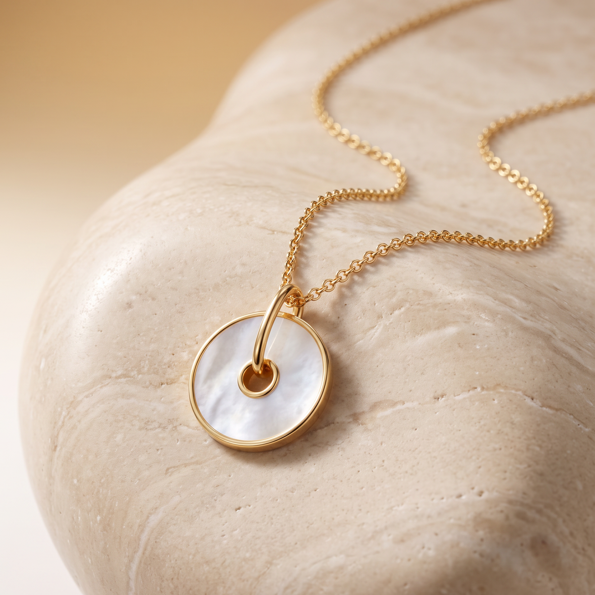 Collier - Doré à l'Or jaune fin, Coquille naturelle