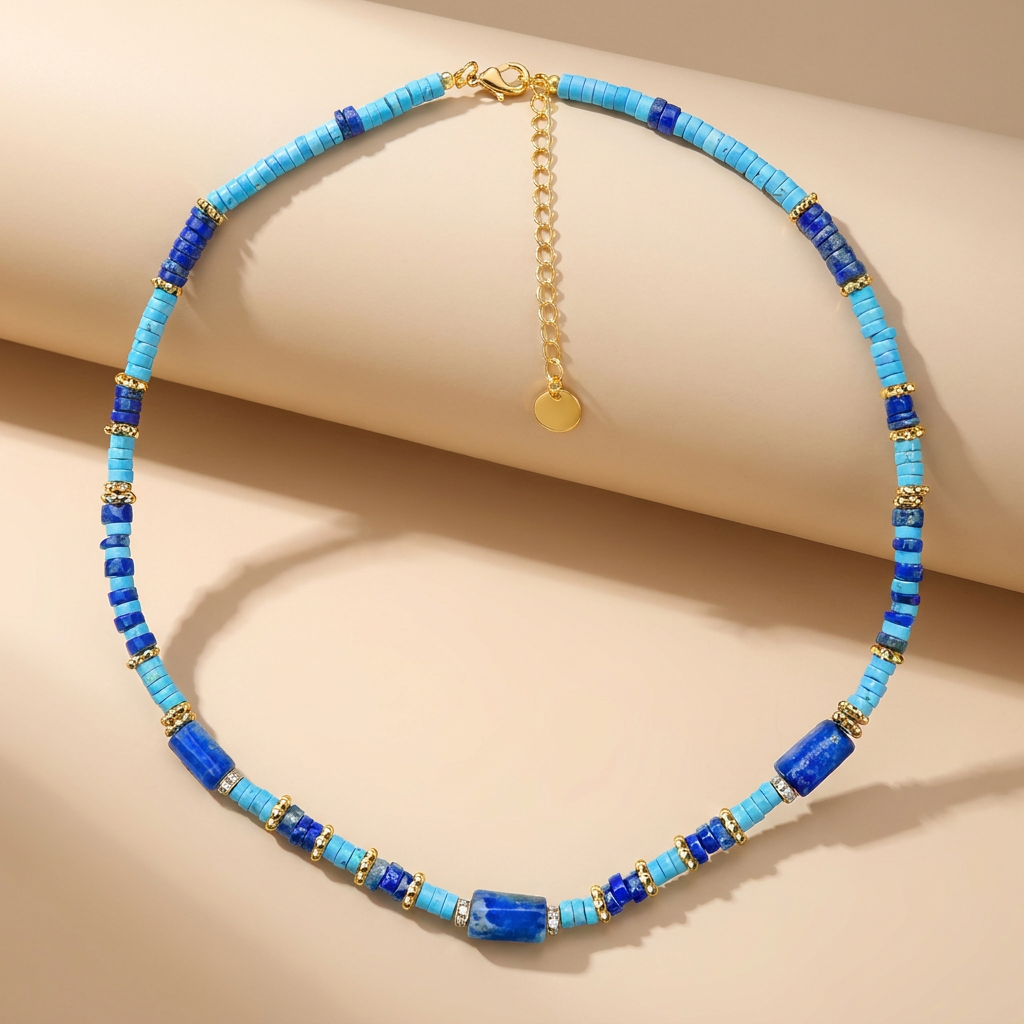 Collier Nomad